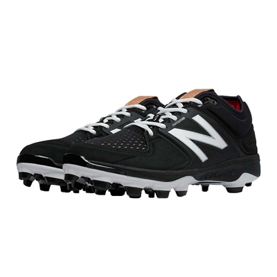Men's cleat for ultimate frisbee made by New Balance brand