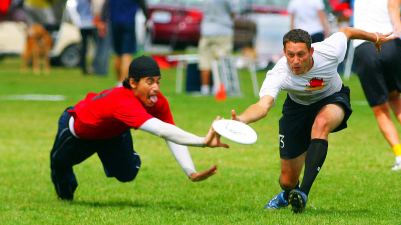 Image showing what is Ultimate Frisbee and how it is played