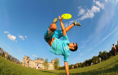 Photo of good ultimate frisbee gear and equipment.